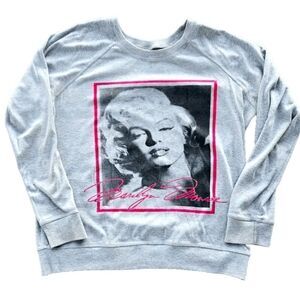 Marilyn Monroe reversible sweatshirt. Preloved vintage. Xs.